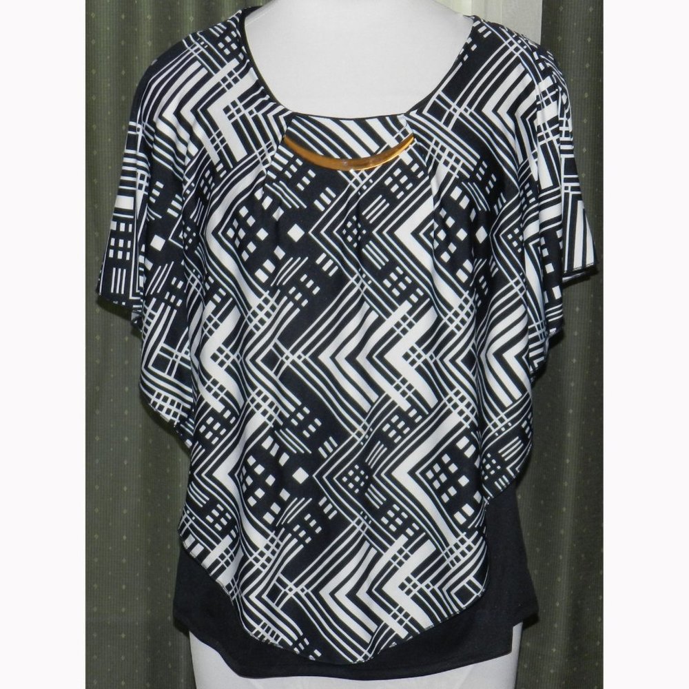 Ladies layered stretch elegant stylish top Large